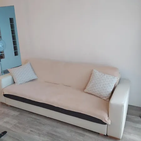 Apartment Hall Apartman *